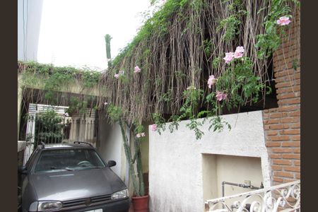 Casa à venda com 300m², 1 quarto e 3 vagasFachada