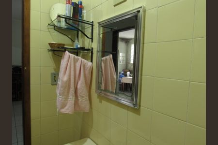 Casa à venda com 300m², 1 quarto e 3 vagasBanheiro 2