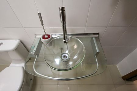 Casa à venda com 145m², 3 quartos e 2 vagas Casa à venda com 145m², 3 quartos e 2 vagasLavabo