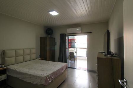 Casa à venda com 145m², 3 quartos e 2 vagas Casa à venda com 145m², 3 quartos e 2 vagasQuarto Suíte