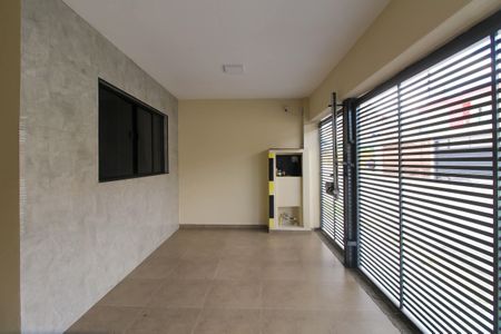 Casa à venda com 145m², 3 quartos e 2 vagas Casa à venda com 145m², 3 quartos e 2 vagasGaragem