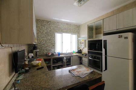 Casa à venda com 145m², 3 quartos e 2 vagas Casa à venda com 145m², 3 quartos e 2 vagasCozinha