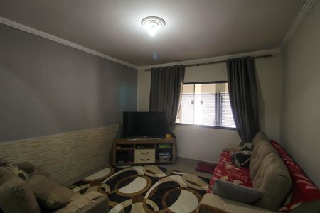 Casa à venda com 145m², 3 quartos e 2 vagas Casa à venda com 145m², 3 quartos e 2 vagasSala