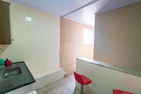 Casa de condomínio para alugar com 54m², 2 quartos e sem vaga Casa de condomínio para alugar com 54m², 2 quartos e sem vagaCozinha