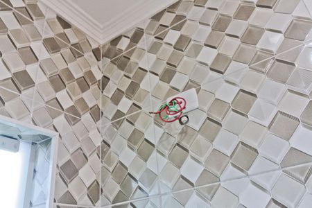 Casa à venda com 120m², 3 quartos e 2 vagas Casa à venda com 120m², 3 quartos e 2 vagasBanheiro da Suíte