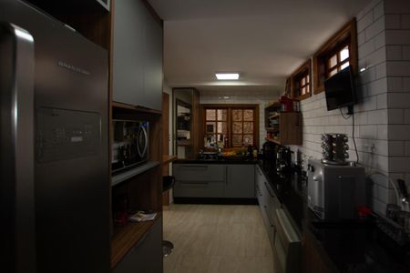 Casa à venda com 402m², 3 quartos e 5 vagasCozinha