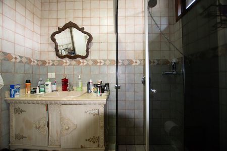Casa à venda com 402m², 3 quartos e 5 vagasBanheiro da suíte