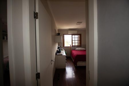 Casa à venda com 402m², 3 quartos e 5 vagasQuarto