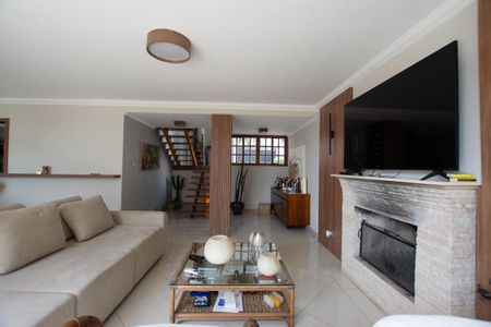 Sala de casa à venda com 3 quartos, 402m² em Butantã, São Paulo