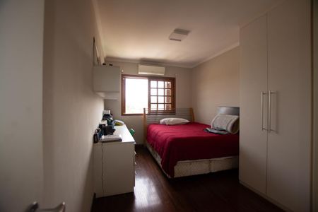 Casa à venda com 402m², 3 quartos e 5 vagasQuarto