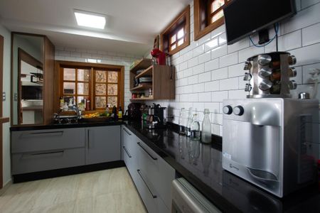 Casa à venda com 402m², 3 quartos e 5 vagasCozinha