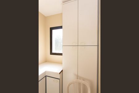 Apartamento para alugar com 127m², 3 quartos e 2 vagasQuarto de Serviço