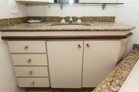 Apartamento para alugar com 127m², 3 quartos e 2 vagasBanheiro Social