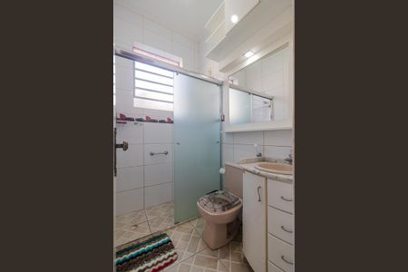 Casa para alugar com 206m², 4 quartos e 5 vagas Casa para alugar com 206m², 4 quartos e 5 vagasLavabo