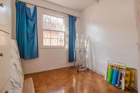 Casa para alugar com 206m², 4 quartos e 5 vagas Casa para alugar com 206m², 4 quartos e 5 vagasQuarto 4