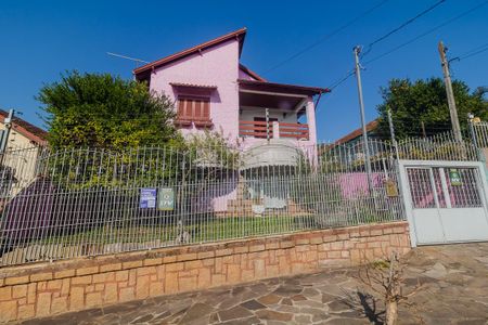 Casa para alugar com 206m², 4 quartos e 5 vagas Casa para alugar com 206m², 4 quartos e 5 vagasÁrea comum