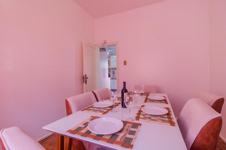 Casa para alugar com 206m², 4 quartos e 5 vagas Casa para alugar com 206m², 4 quartos e 5 vagasCopa