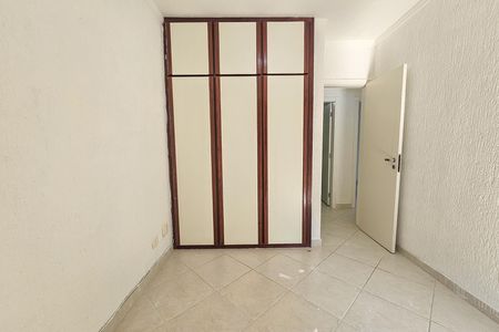 Apartamento para alugar com 158m², 4 quartos e 2 vagas Apartamento para alugar com 158m², 4 quartos e 2 vagasQuarto
