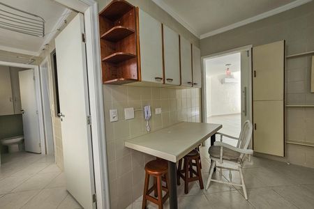 Apartamento para alugar com 158m², 4 quartos e 2 vagas Apartamento para alugar com 158m², 4 quartos e 2 vagasCozinha