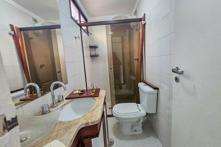 Apartamento para alugar com 158m², 4 quartos e 2 vagas Apartamento para alugar com 158m², 4 quartos e 2 vagasBanheiro social