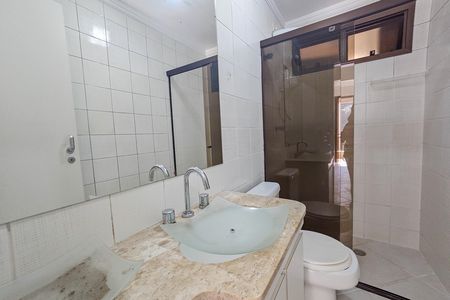 Apartamento para alugar com 158m², 4 quartos e 2 vagas Apartamento para alugar com 158m², 4 quartos e 2 vagasBanheiro social