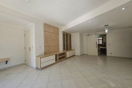Apartamento para alugar com 158m², 4 quartos e 2 vagas Apartamento para alugar com 158m², 4 quartos e 2 vagasSala