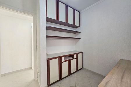 Apartamento para alugar com 158m², 4 quartos e 2 vagas Apartamento para alugar com 158m², 4 quartos e 2 vagasQuarto de serviço