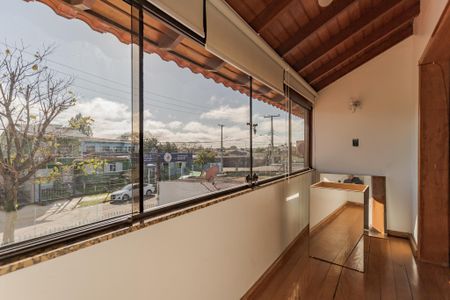 Sala de casa à venda com 3 quartos, 190m² em Rubem Berta, Porto Alegre