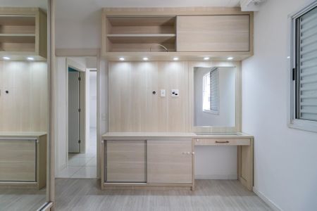 Quarto 2 de apartamento para alugar com 2 quartos, 51m² em Vila Sao Joao, Barueri