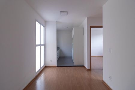 Sala de apartamento à venda com 2 quartos, 44m² em Cavalhada, Porto Alegre
