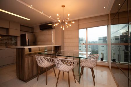 Apartamento para alugar com 80m², 2 quartos e 1 vagaSala