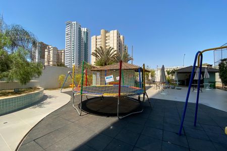 Apartamento para alugar com 80m², 2 quartos e 1 vagaÁrea comum - Playground