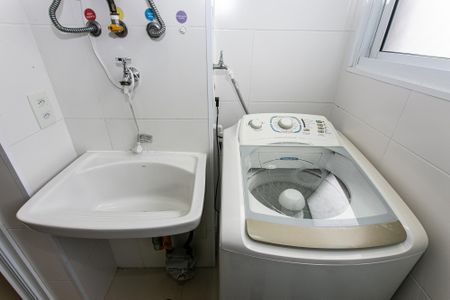 Apartamento à venda com 43m², 1 quarto e 1 vaga Apartamento à venda com 43m², 1 quarto e 1 vagaÁrea de Serviço