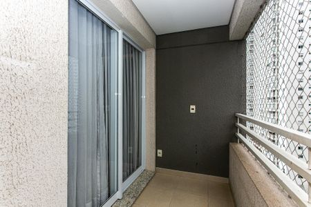 Apartamento à venda com 43m², 1 quarto e 1 vaga Apartamento à venda com 43m², 1 quarto e 1 vagaVaranda