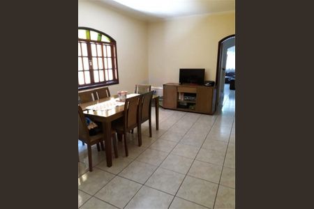 Casa à venda com 3 quartos, 162m² em Vila Yolanda, Osasco