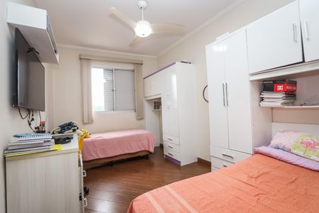 Quarto de apartamento à venda com 2 quartos, 67m² em Vila Santa Luzia, Taboão da Serra