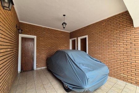 Casa à venda com 194m², 4 quartos e 2 vagasGaragem 