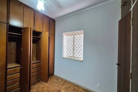 Casa à venda com 194m², 4 quartos e 2 vagasQuarto 3 - Suíte
