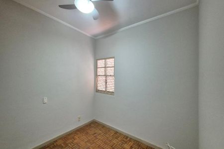 Casa à venda com 194m², 4 quartos e 2 vagasQuarto 1 