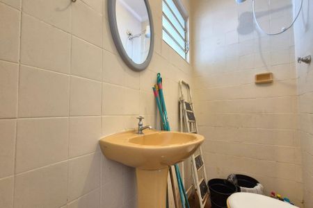 Casa à venda com 194m², 4 quartos e 2 vagasBanheiro da Suíte