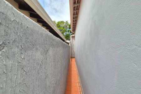 Casa à venda com 194m², 4 quartos e 2 vagasCorredor 