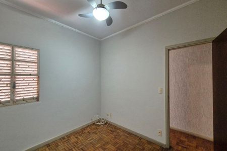 Casa à venda com 194m², 4 quartos e 2 vagasQuarto 1 