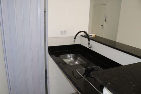 Cozinha de kitnet/studio à venda com 1 quarto, 53m² em Vila Buarque, São Paulo