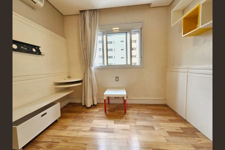 Apartamento à venda com 206m², 3 quartos e 3 vagasSuíte 1