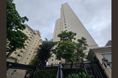 Apartamento à venda com 206m², 3 quartos e 3 vagasFachada