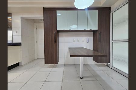 Apartamento à venda com 206m², 3 quartos e 3 vagasCozinha