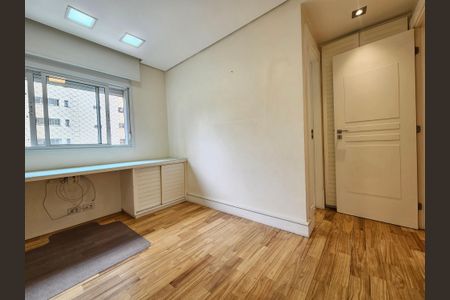 Apartamento à venda com 206m², 3 quartos e 3 vagasSuíte 2