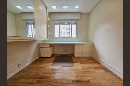 Apartamento à venda com 206m², 3 quartos e 3 vagasSuíte 2