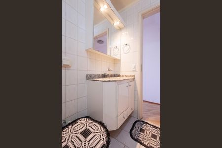 Apartamento para alugar com 86m², 3 quartos e 1 vaga Apartamento para alugar com 86m², 3 quartos e 1 vagaBanheiro