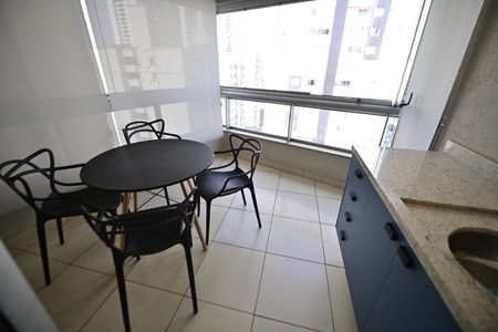 Sacada de apartamento para alugar com 3 quartos, 79m² em Serrinha, Goiânia